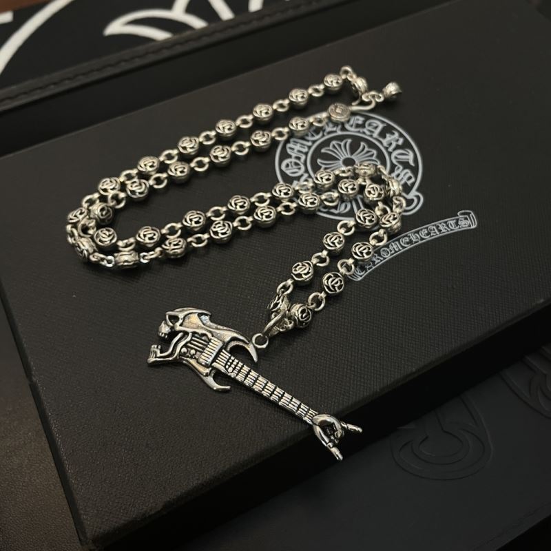 Ch*0me He**ts necklaces